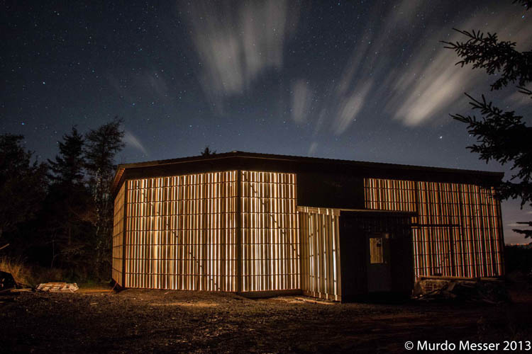 eagle flight cage has Bigfoot footing forms